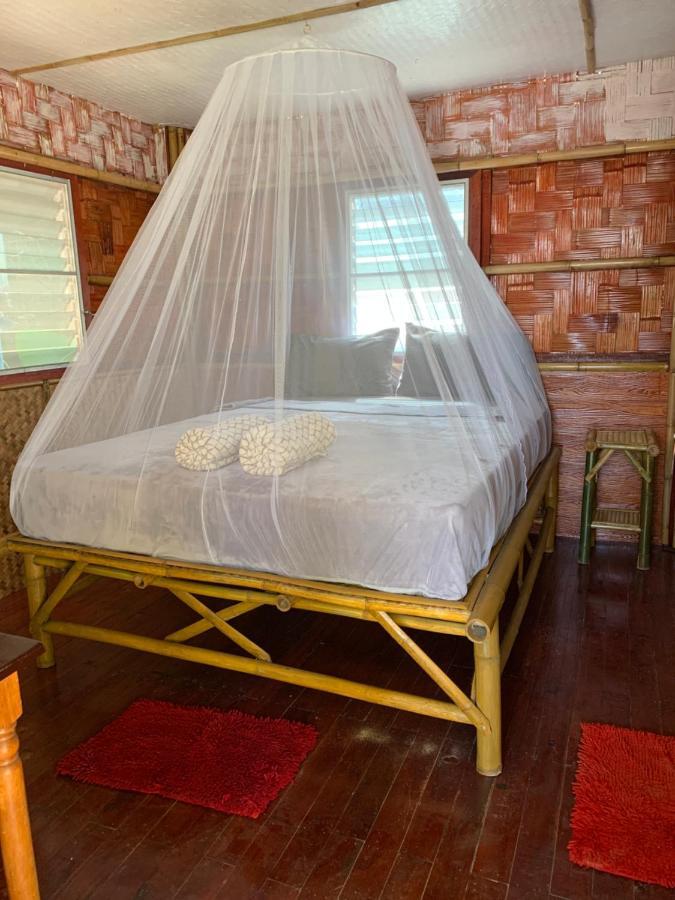 Montra Long Beach Bungalows Ko Lanta Buitenkant foto