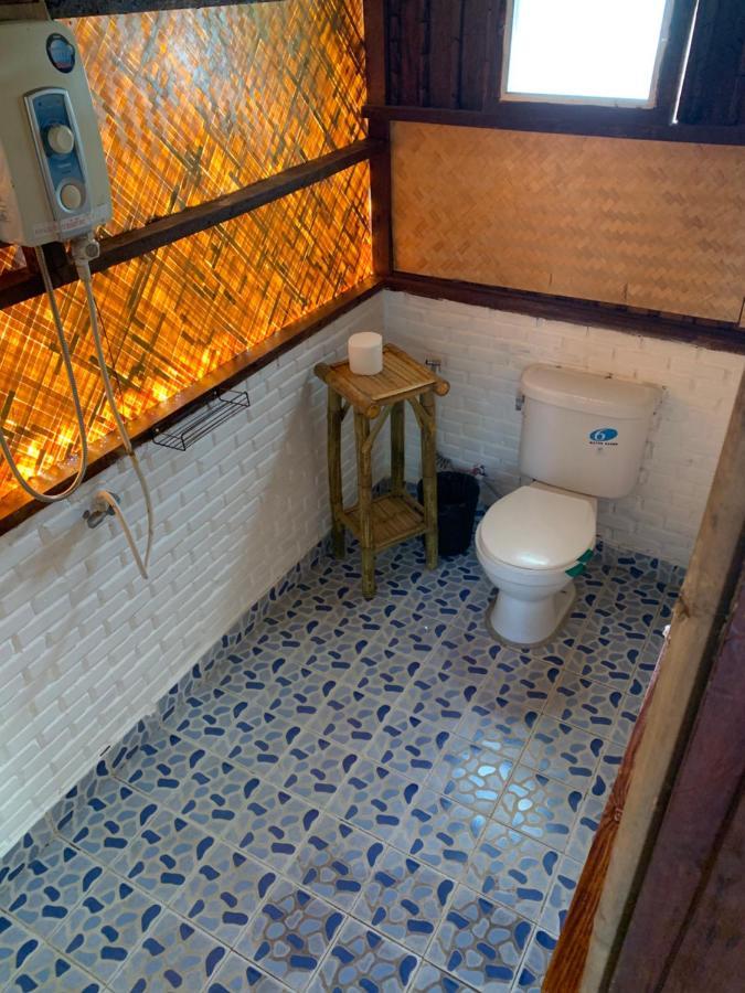 Montra Long Beach Bungalows Ko Lanta Buitenkant foto
