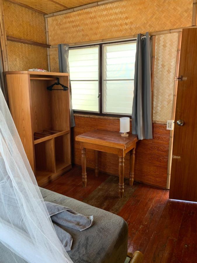 Montra Long Beach Bungalows Ko Lanta Buitenkant foto